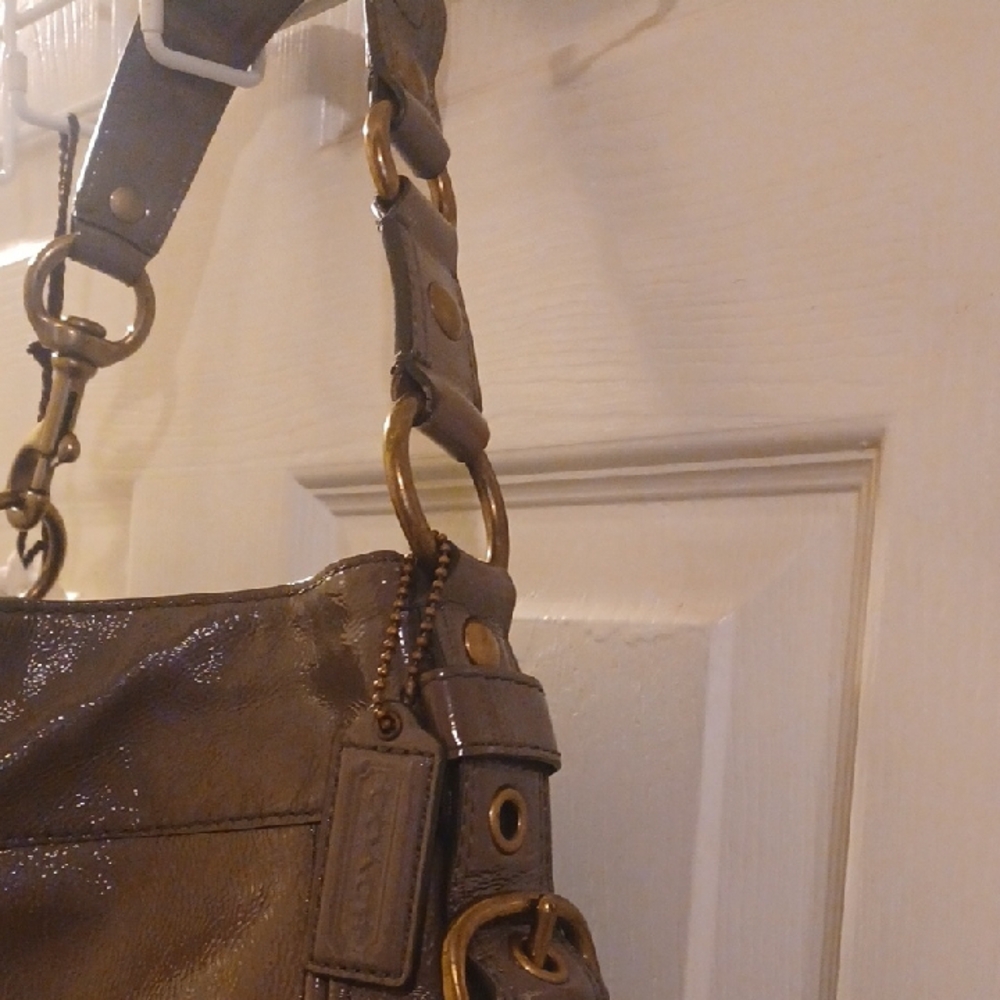 COACH EVER GREEN HOBO Patent Leather Shoulder Bag Zoe - Picture 4 of 14